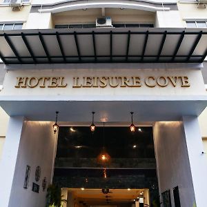 Leisure Cove Hotel And Apartments